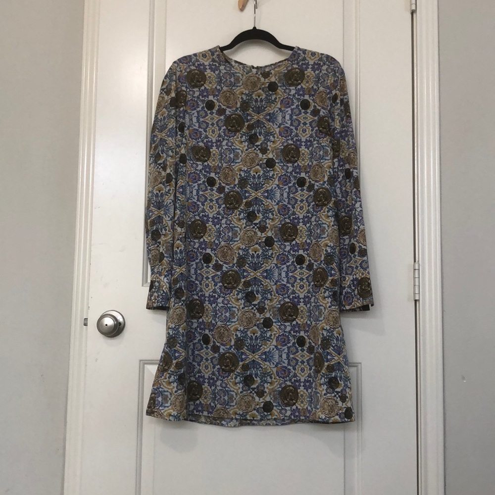 Long sleeve dress. Used only twice. Clean&like new
